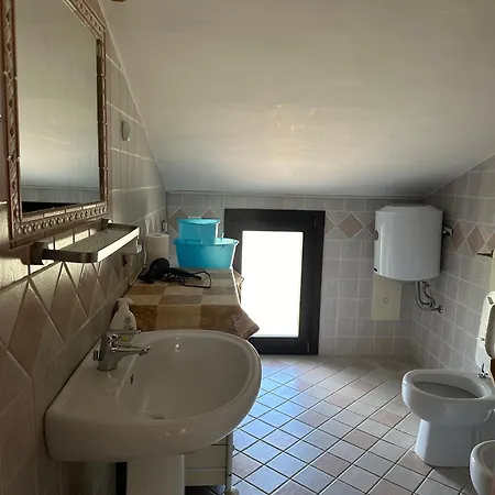 Vicino Al Mare Parmenide House